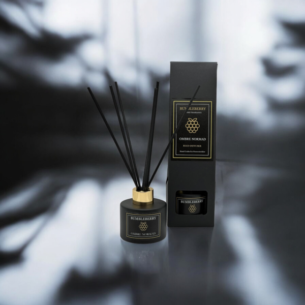 Transform your living space with the captivating aroma of the Bumbleberry 100ml Home Fragrance Reed Diffuser.